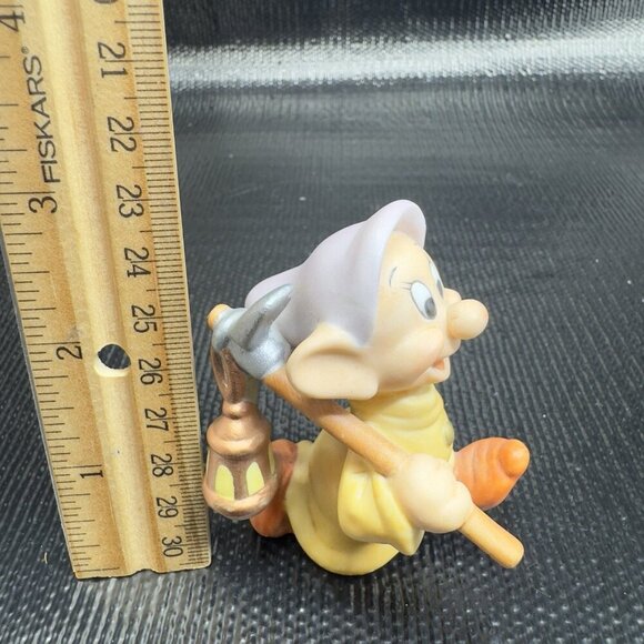 DISNEY Dopey with Pick and Lamp From Snow White Porcelain Figurine Sri Lanka VTG - Picture 2 of 11